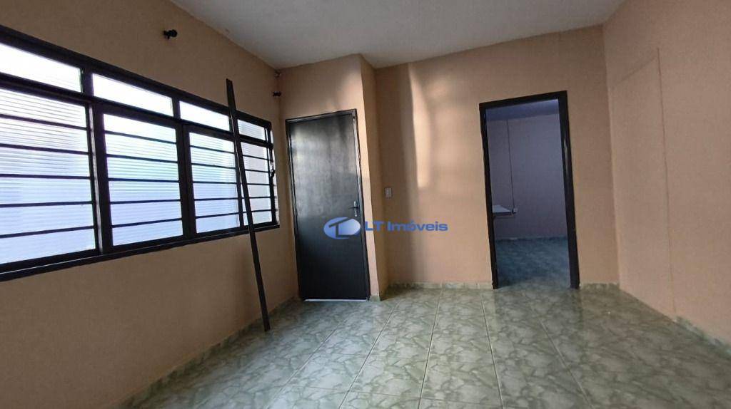 Casa para alugar com 3 quartos, 175m² - Foto 17