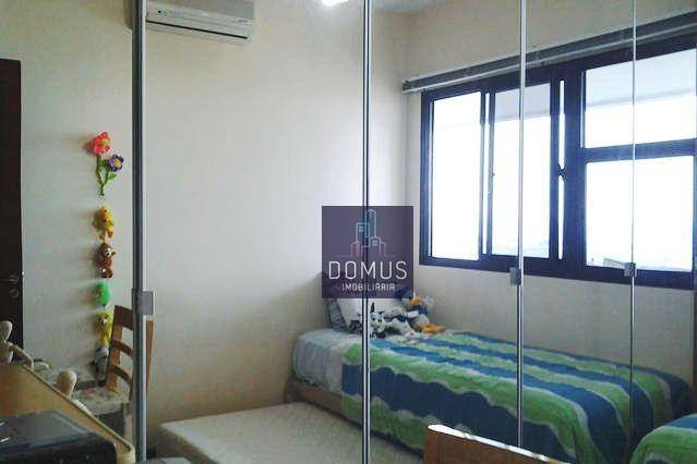 Apartamento à venda com 2 quartos, 61m² - Foto 9