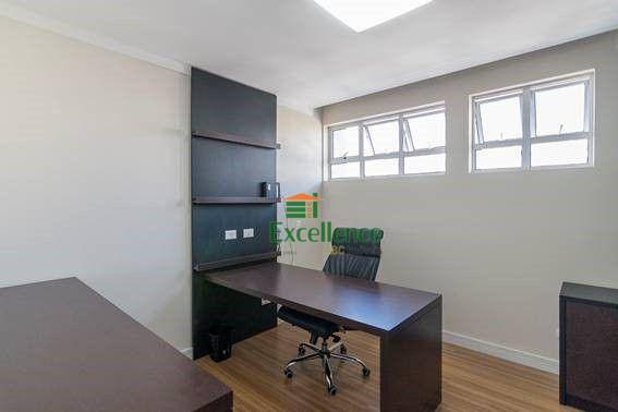 Apartamento para alugar com 4 quartos, 160m² - Foto 43