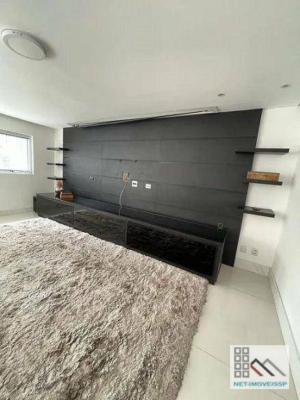 Casa de Condomínio para alugar com 4 quartos, 365m² - Foto 4