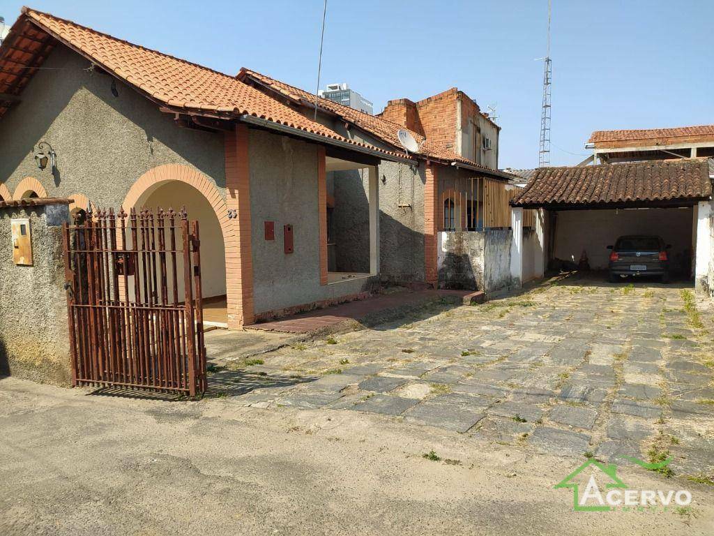 Casa à venda com 3 quartos, 159m² - Foto 4