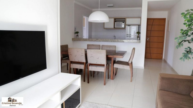 Apartamento à venda com 2 quartos, 77m² - Foto 9