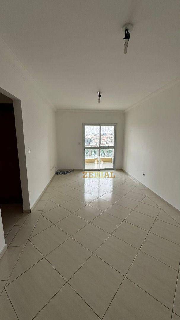 Apartamento à venda com 3 quartos, 85m² - Foto 3