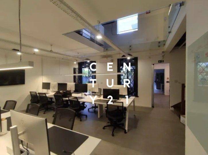 Casa para alugar, 300m² - Foto 1
