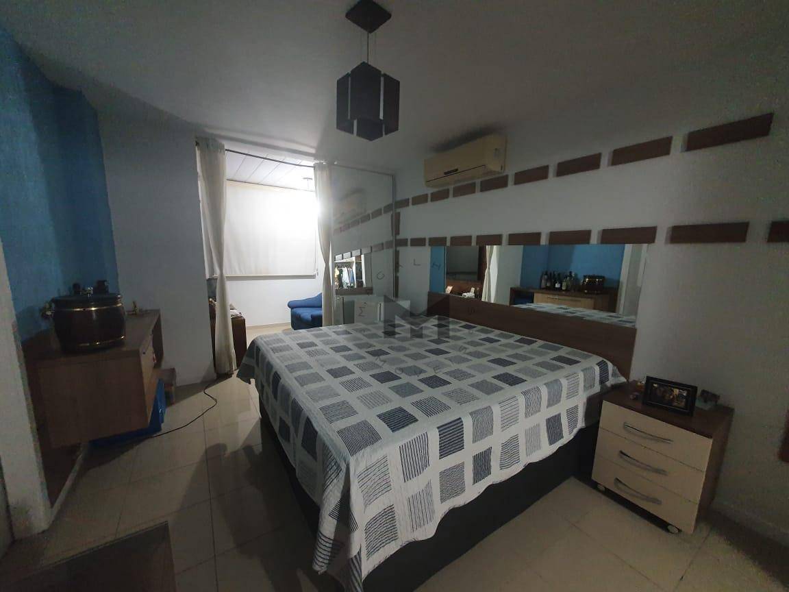 Cobertura à venda com 3 quartos, 246m² - Foto 10