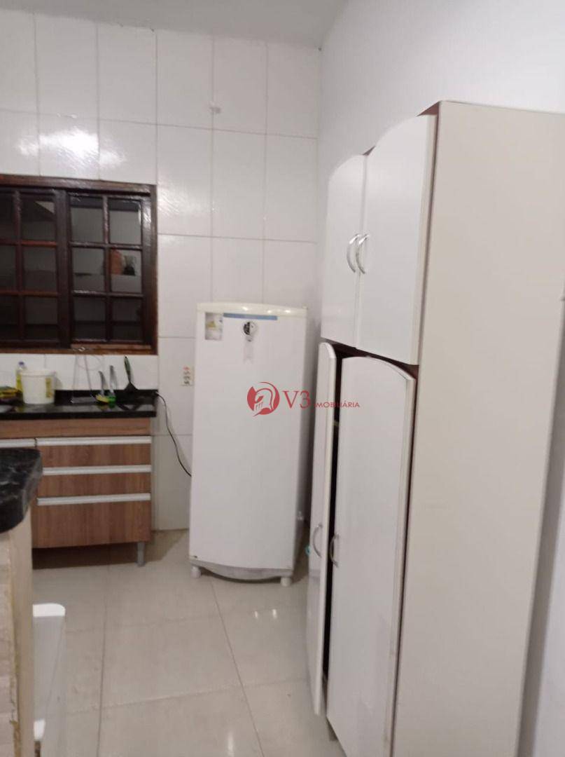 Casa à venda com 2 quartos, 80m² - Foto 19