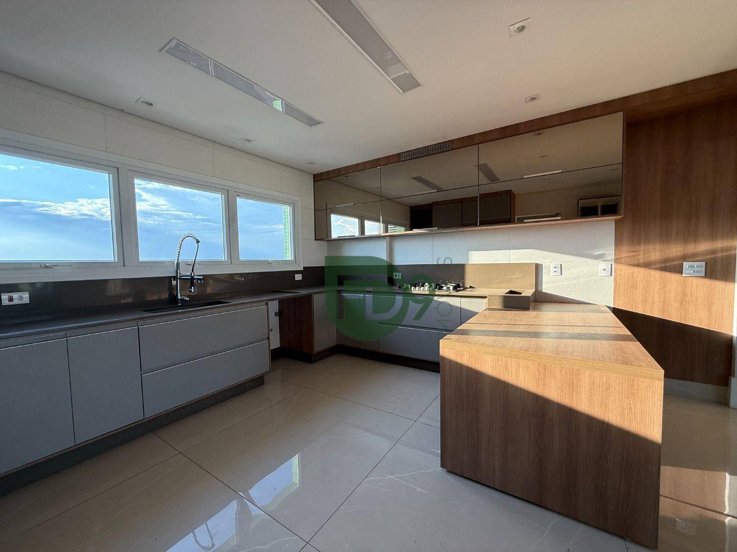 Apartamento à venda e aluguel com 3 quartos, 250m² - Foto 29