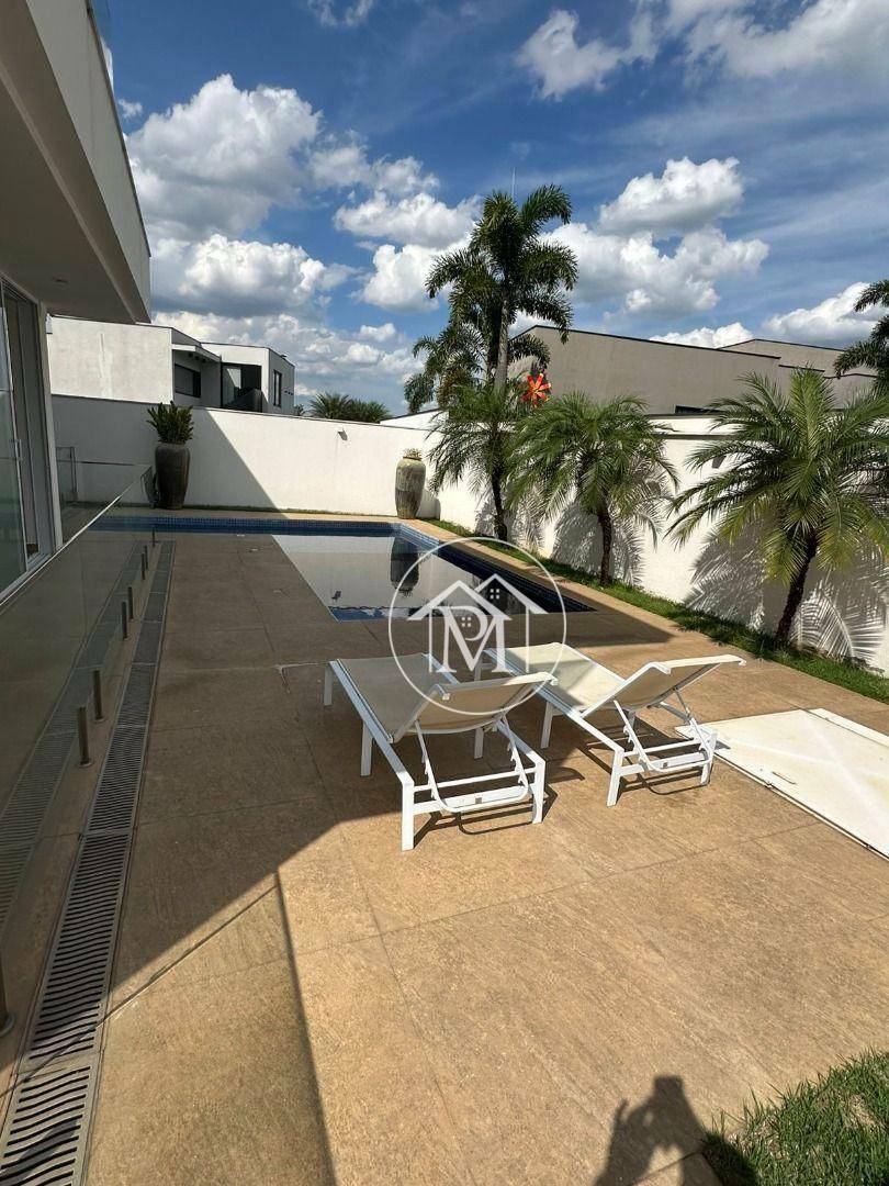 Casa de Condomínio para alugar com 5 quartos, 460m² - Foto 8