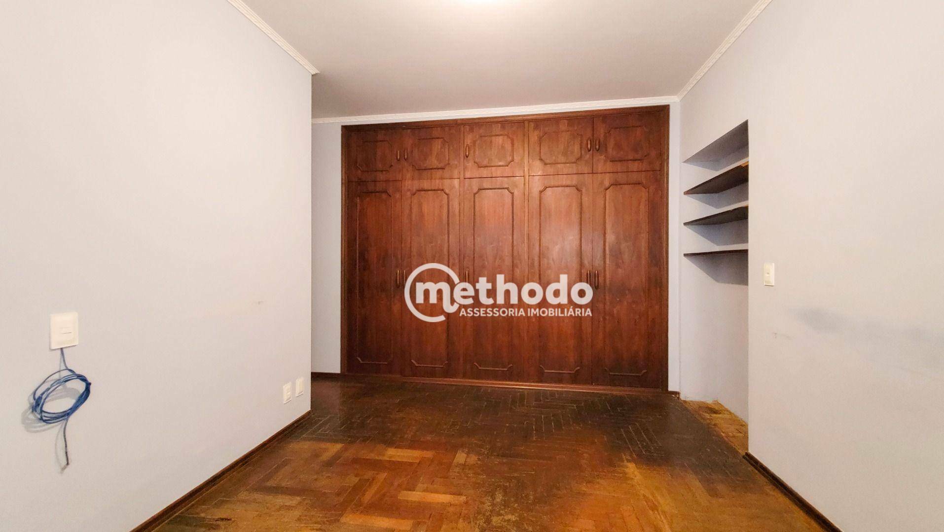 Casa à venda com 4 quartos, 269m² - Foto 30