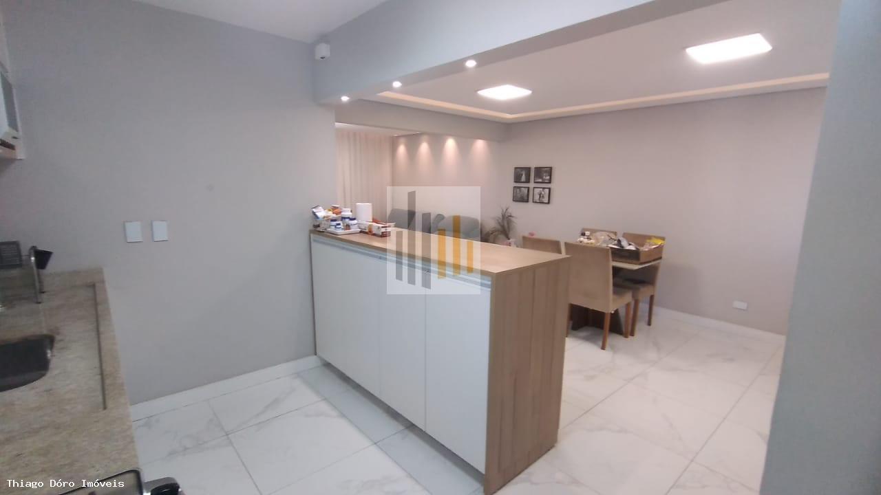 Apartamento à venda com 2 quartos, 72m² - Foto 5