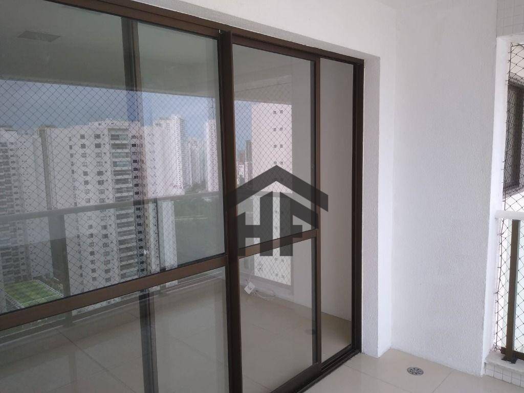 Apartamento à venda com 3 quartos, 108m² - Foto 2