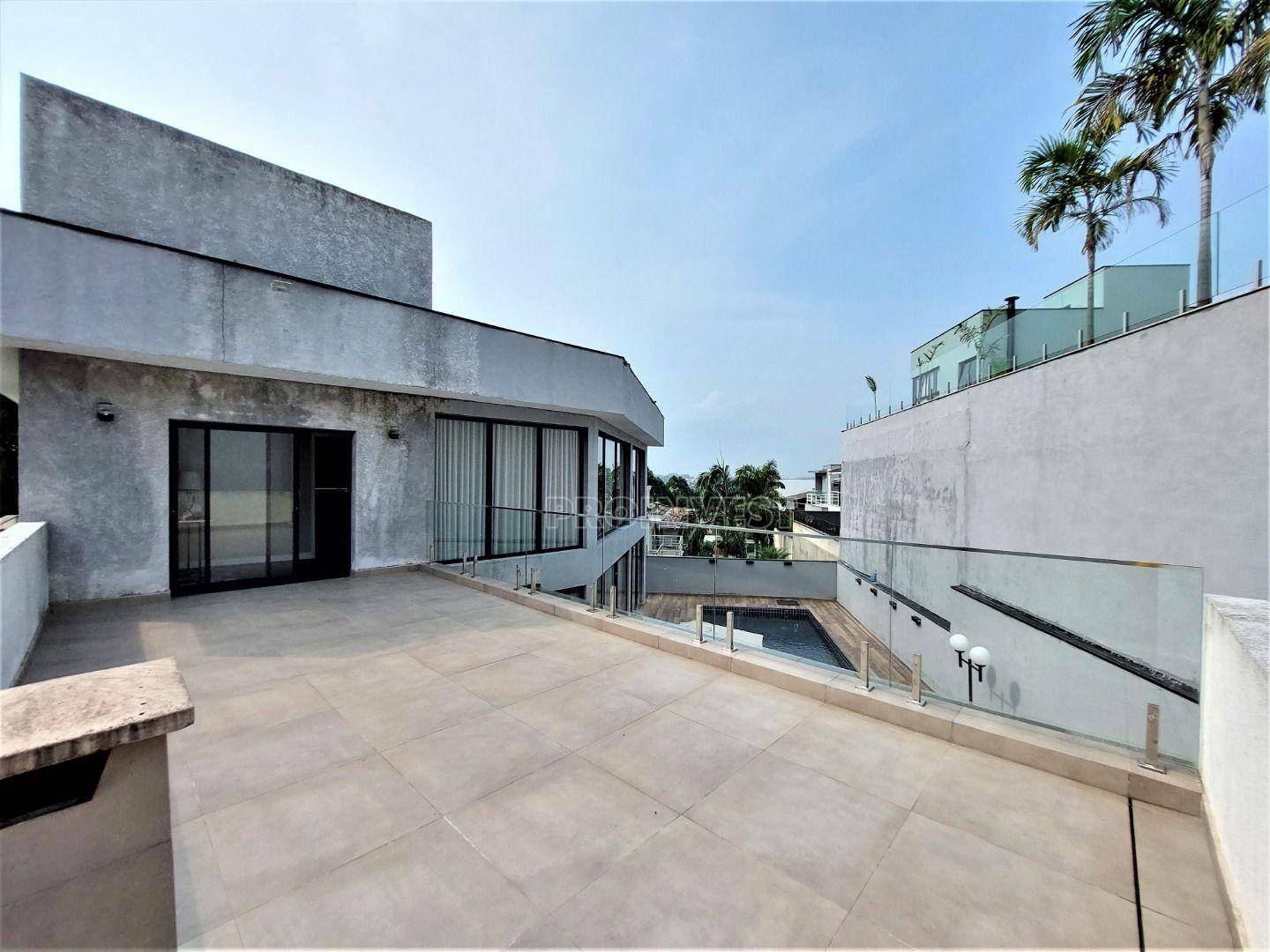 Casa de Condomínio à venda com 3 quartos, 335m² - Foto 25