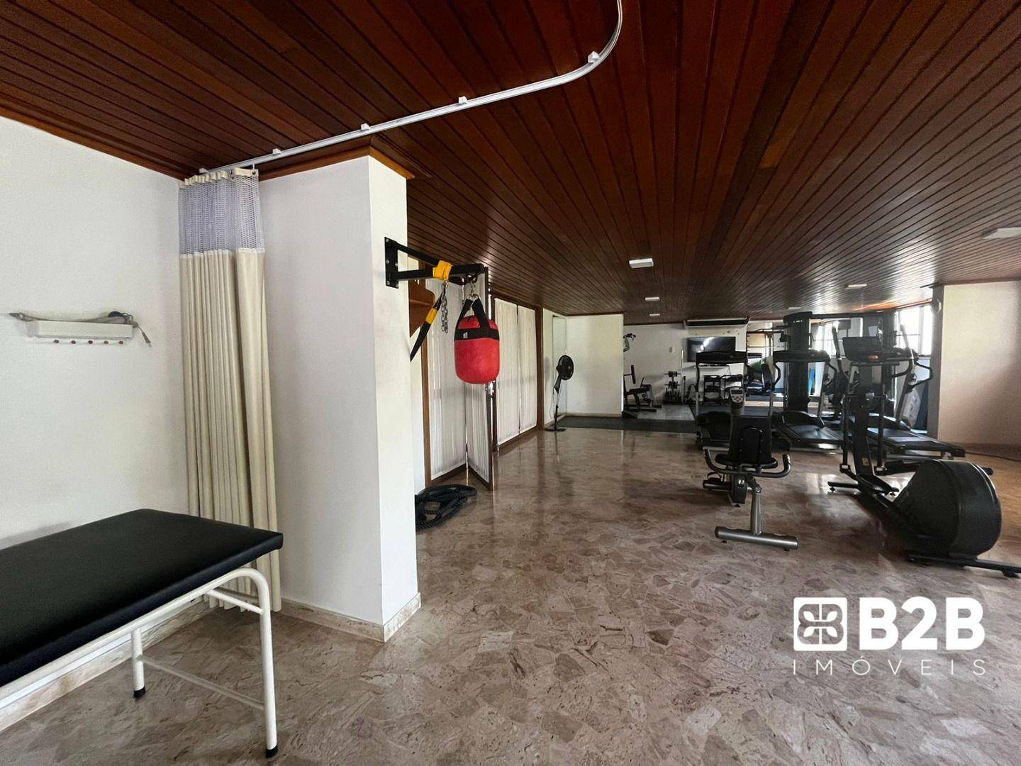 Apartamento à venda com 4 quartos, 390m² - Foto 44