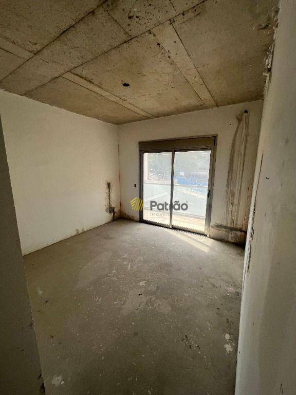 Apartamento à venda com 3 quartos, 165m² - Foto 13