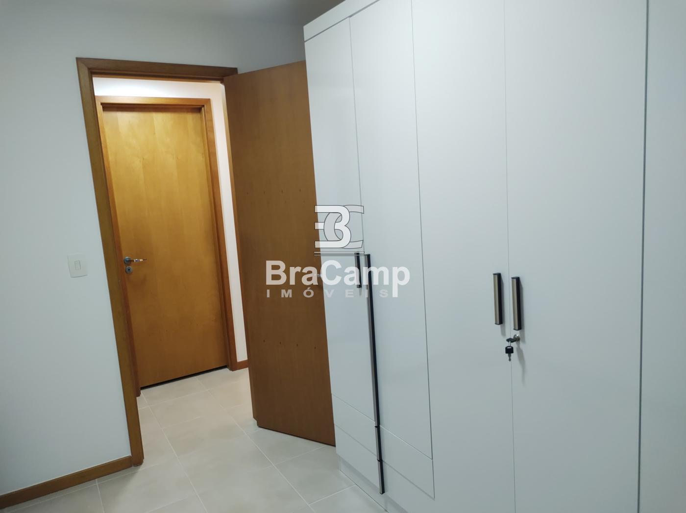 Apartamento à venda com 2 quartos, 84m² - Foto 4