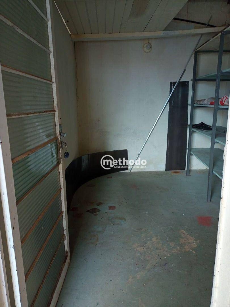 Casa à venda e aluguel com 3 quartos, 210m² - Foto 19