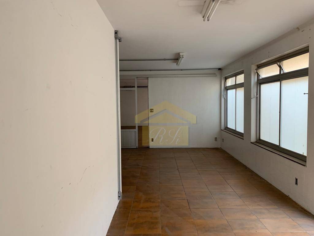 Casa à venda e aluguel com 3 quartos, 480m² - Foto 21