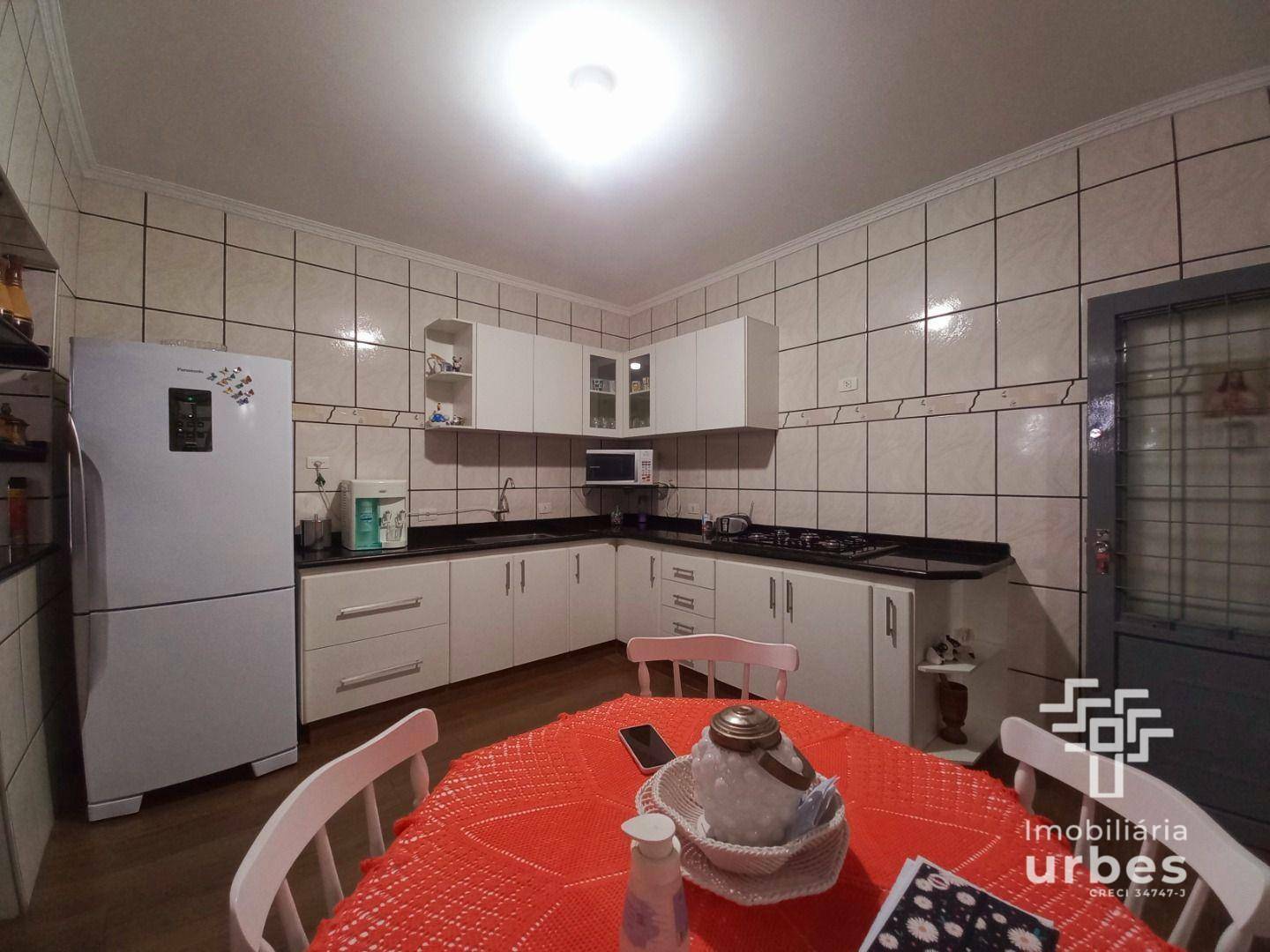 Casa à venda com 2 quartos, 182m² - Foto 11