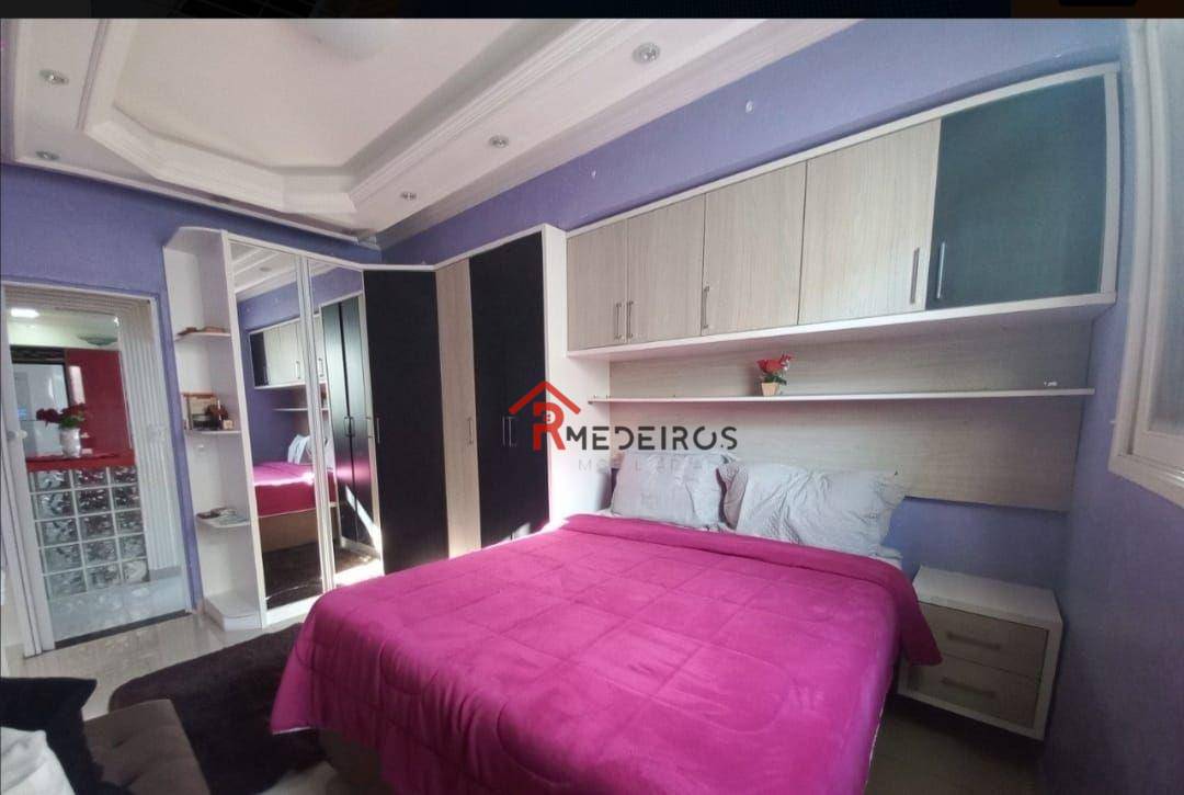 Casa à venda com 3 quartos, 100m² - Foto 17