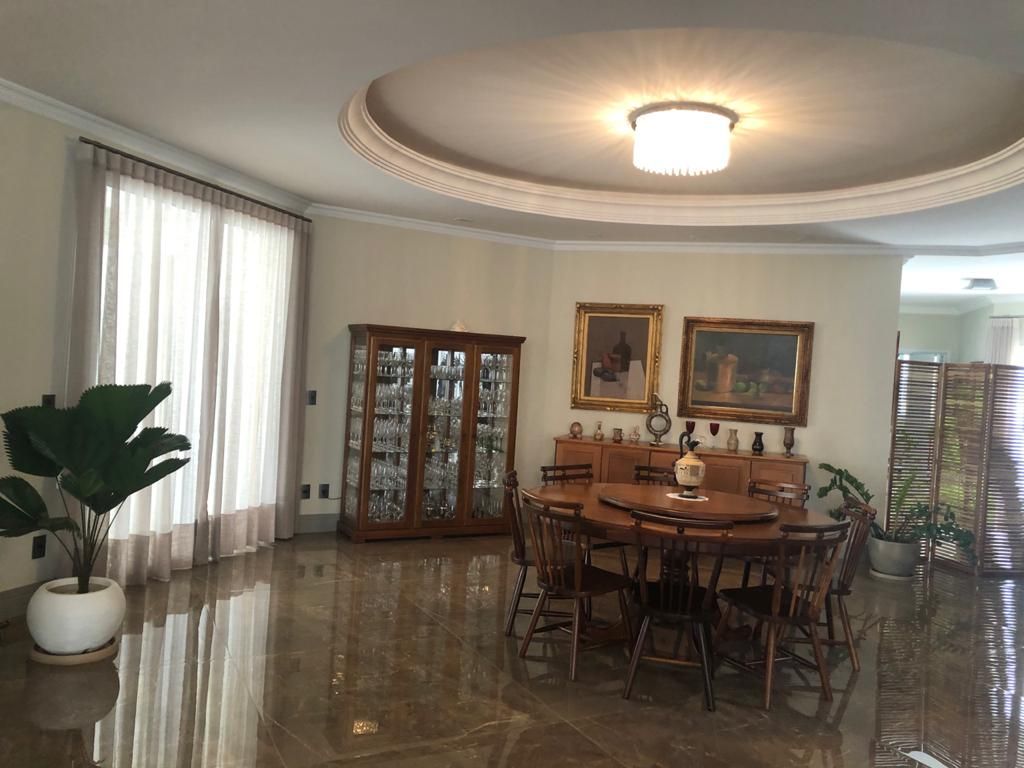 Casa de Condomínio à venda com 5 quartos, 800m² - Foto 4