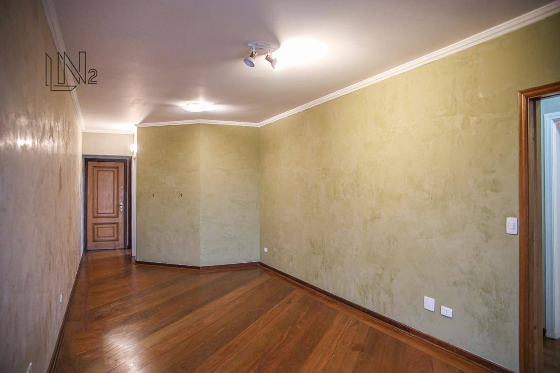 Apartamento para alugar com 3 quartos, 105m² - Foto 6