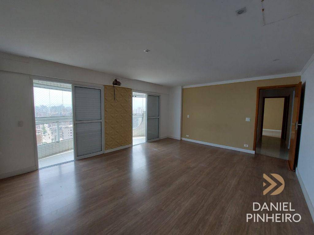 Apartamento à venda com 3 quartos, 120m² - Foto 32