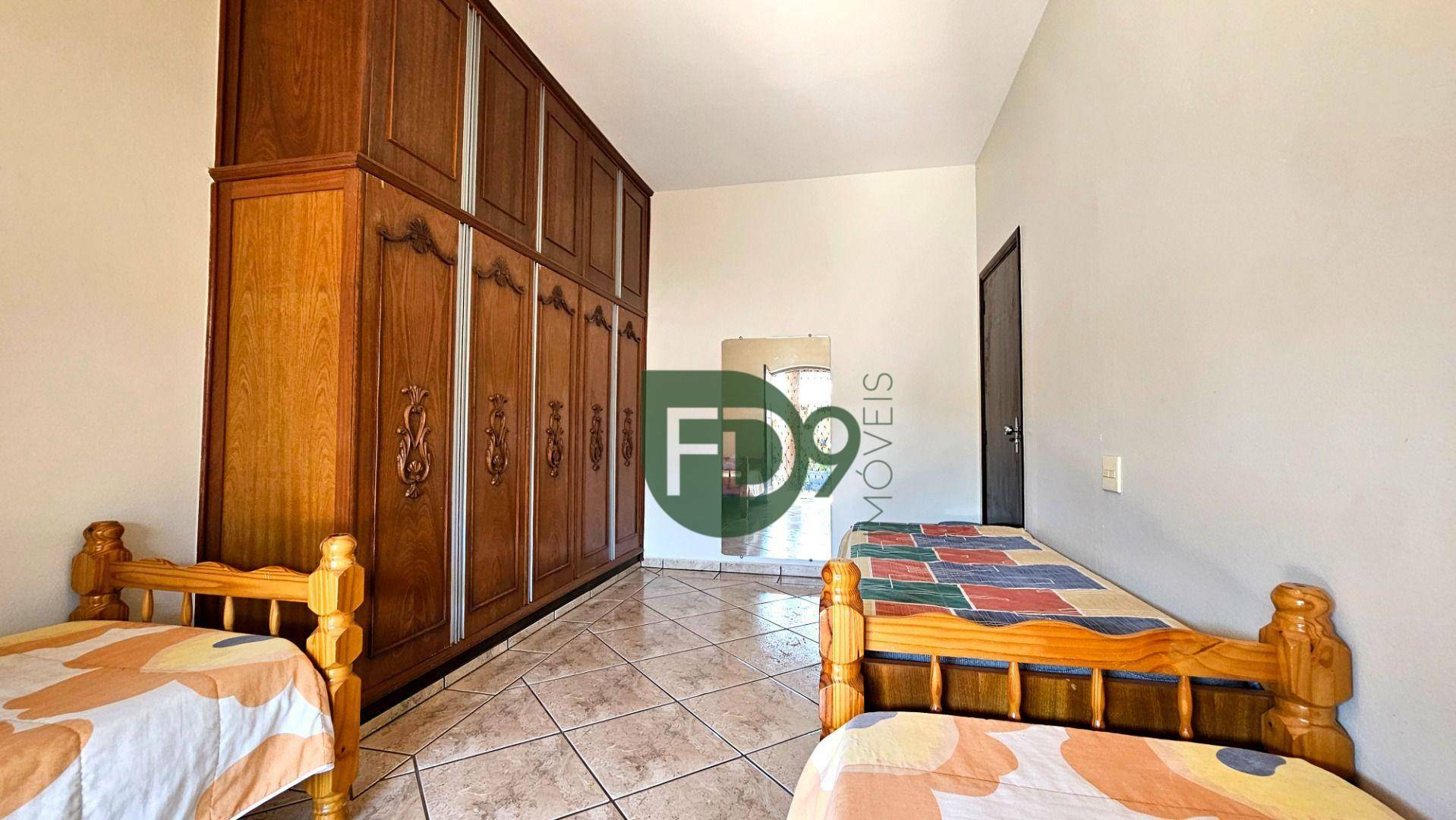 Chácara à venda com 6 quartos, 650M2 - Foto 40