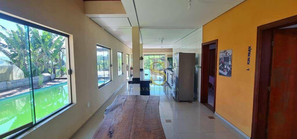 Chácara à venda com 4 quartos, 247m² - Foto 35