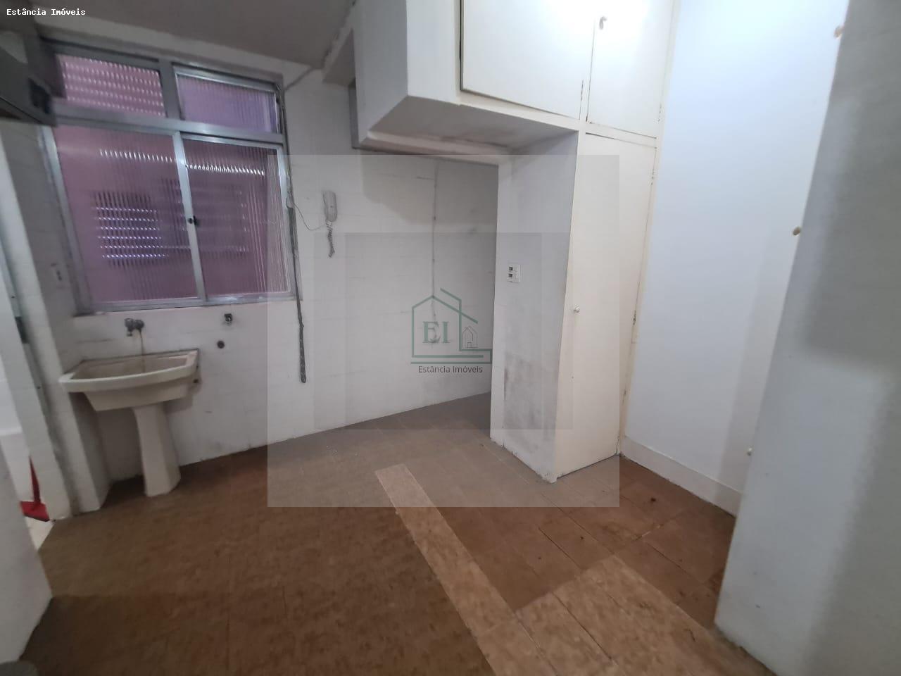 Apartamento à venda com 2 quartos, 70m² - Foto 20