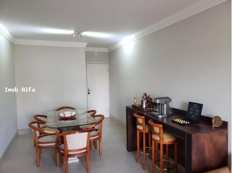 Apartamento à venda com 2 quartos, 70m² - Foto 1