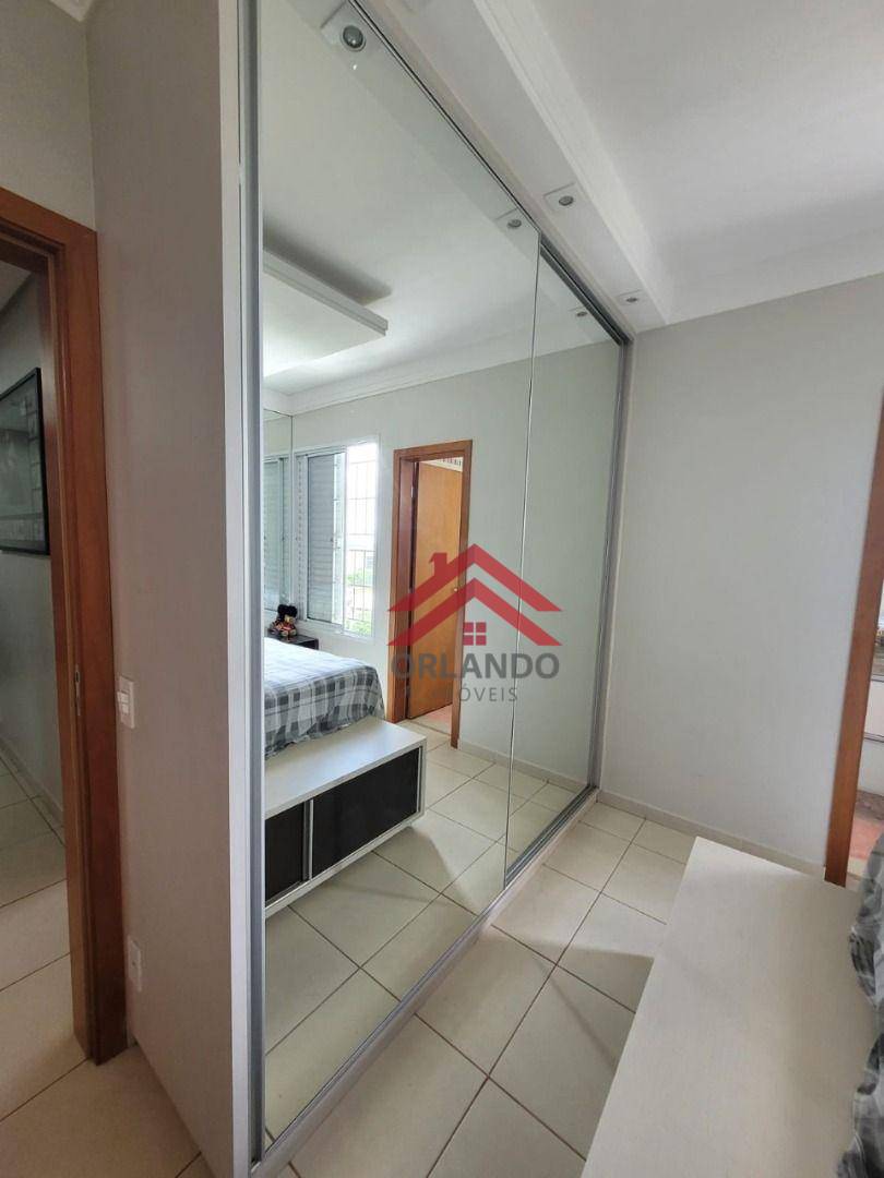 Apartamento à venda com 3 quartos, 90m² - Foto 4