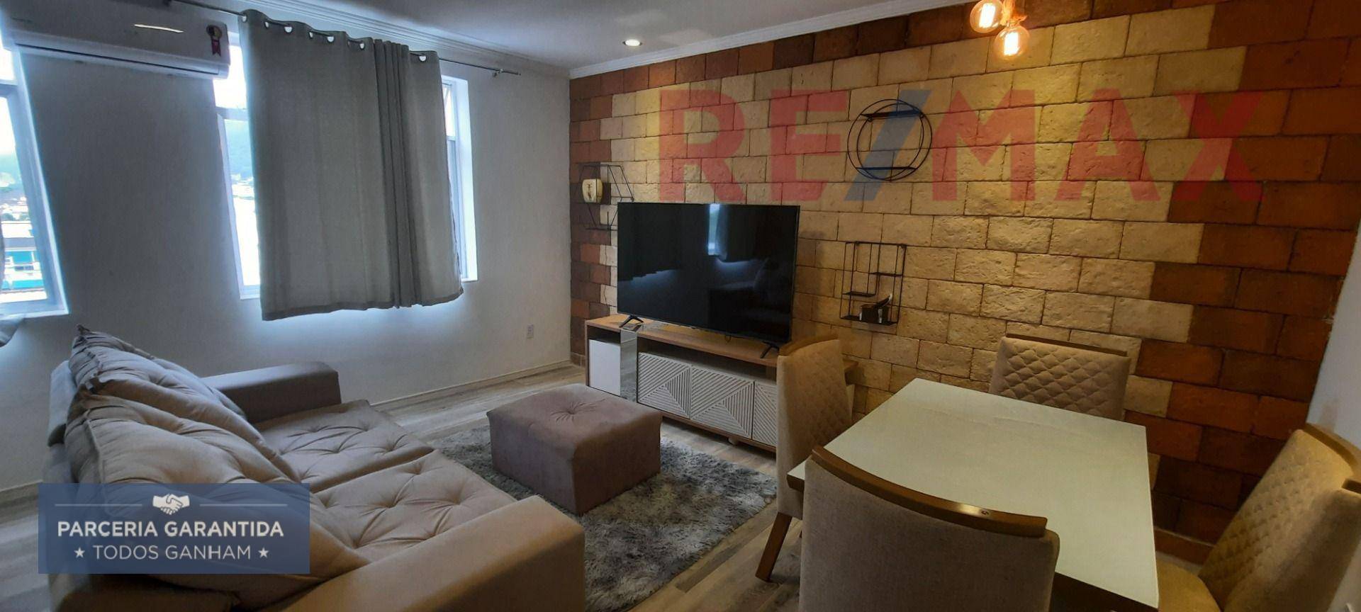 Apartamento à venda com 1 quarto, 50m² - Foto 1