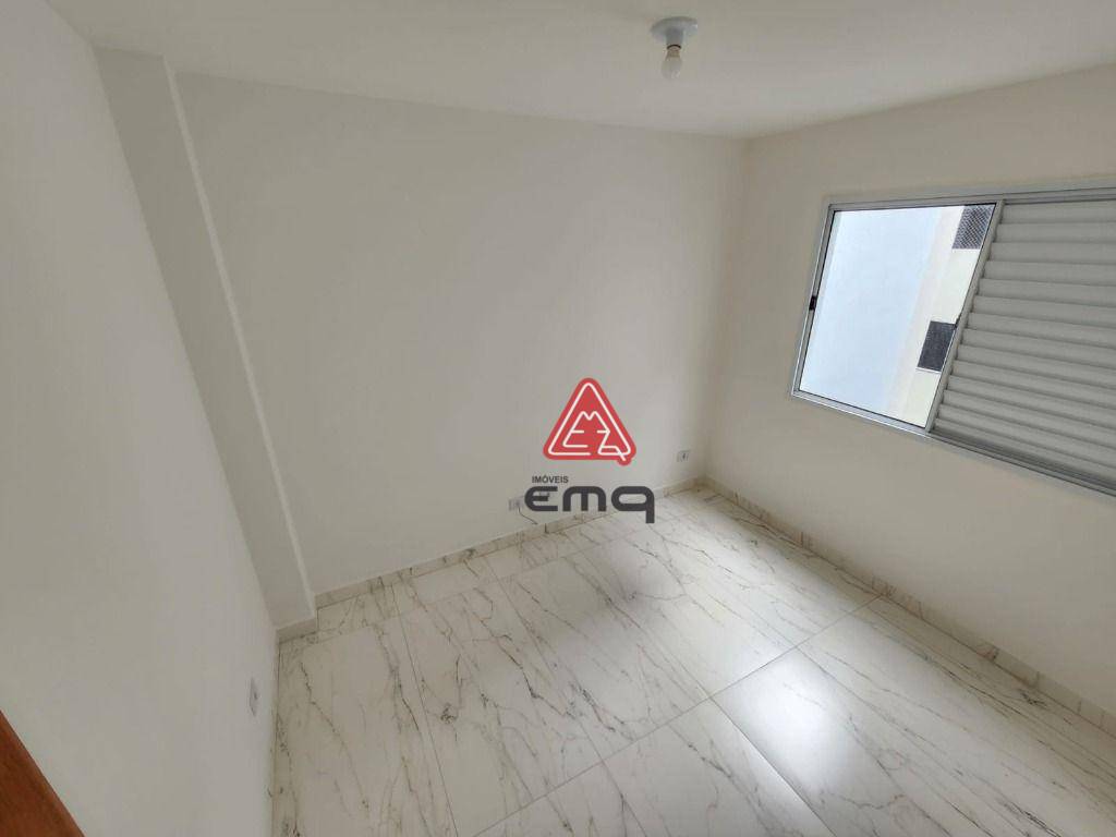 Apartamento à venda com 1 quarto, 33m² - Foto 4