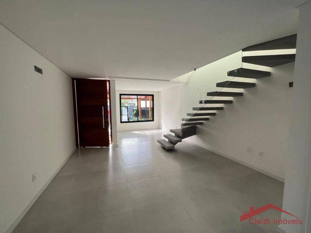 Casa à venda com 3 quartos, 129m² - Foto 6