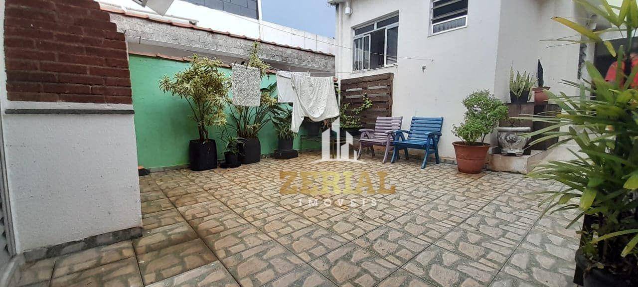 Casa à venda com 4 quartos, 250m² - Foto 32