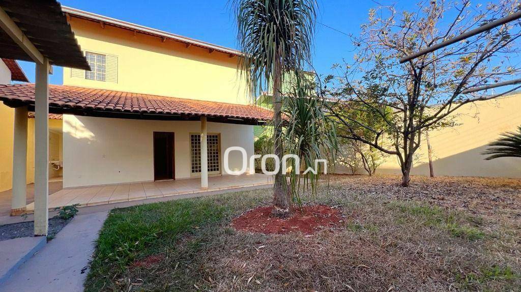 Sobrado à venda com 4 quartos, 280m² - Foto 3