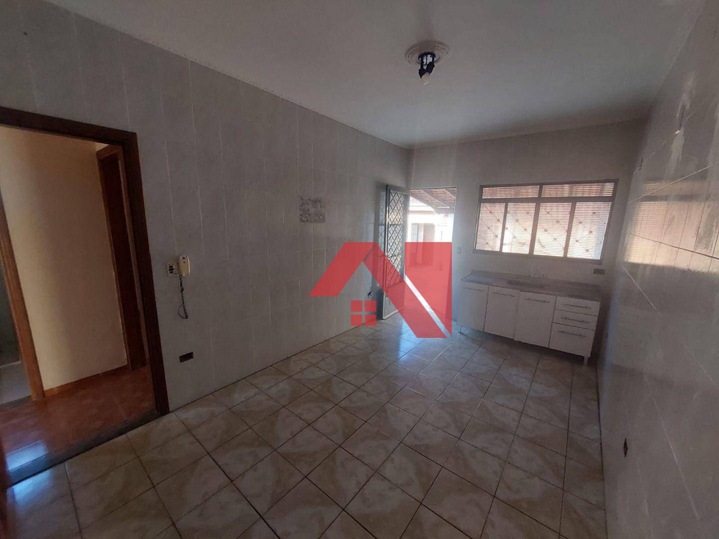 Casa à venda com 2 quartos, 60m² - Foto 1