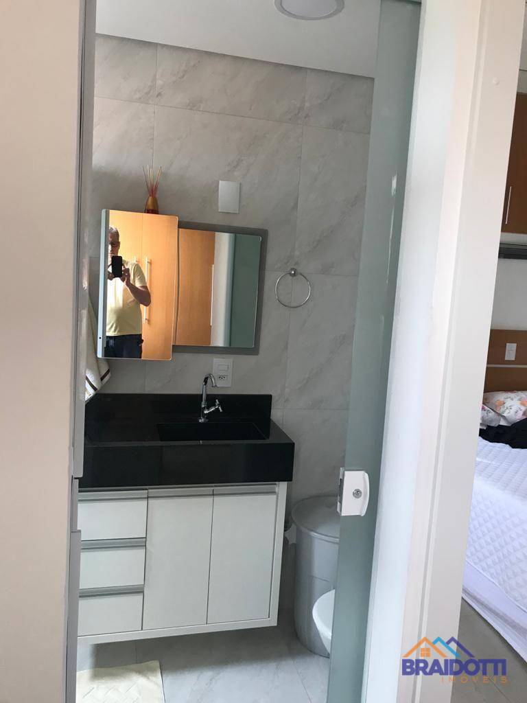 Apartamento à venda com 2 quartos, 67m² - Foto 20