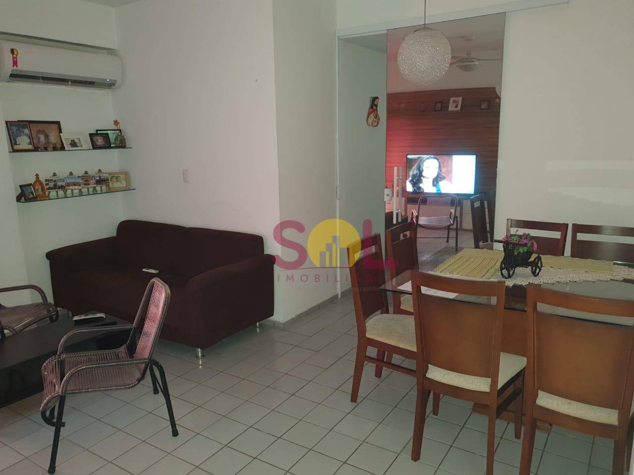 Apartamento à venda com 3 quartos, 97m² - Foto 1