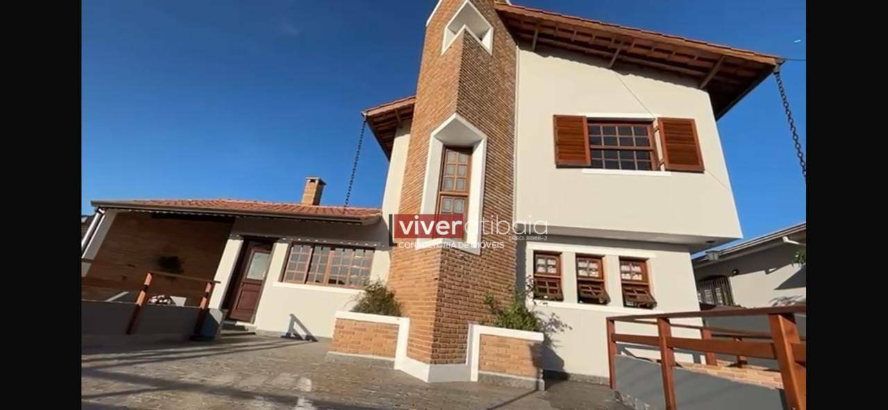 Casa à venda com 4 quartos, 350m² - Foto 23