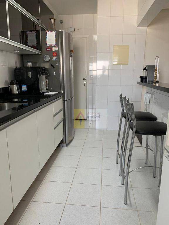 Apartamento à venda com 3 quartos, 86m² - Foto 5