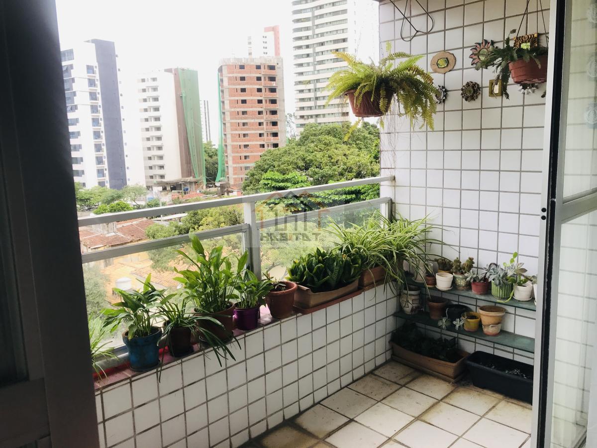 Apartamento à venda com 3 quartos, 81m² - Foto 4