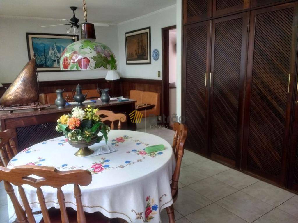 Sobrado à venda com 4 quartos, 335m² - Foto 8