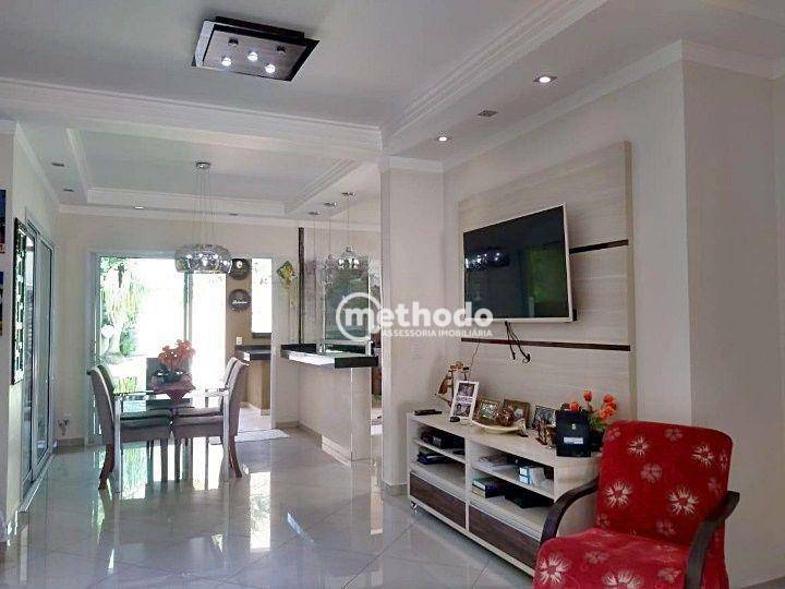 Casa de Condomínio à venda com 4 quartos, 259m² - Foto 4