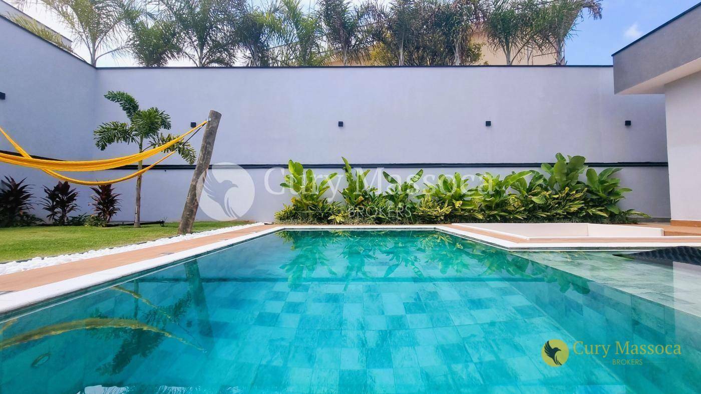 Casa de Condomínio à venda com 4 quartos, 232m² - Foto 31