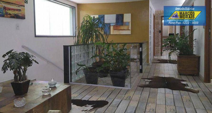 Casa para alugar com 8 quartos, 410m² - Foto 34