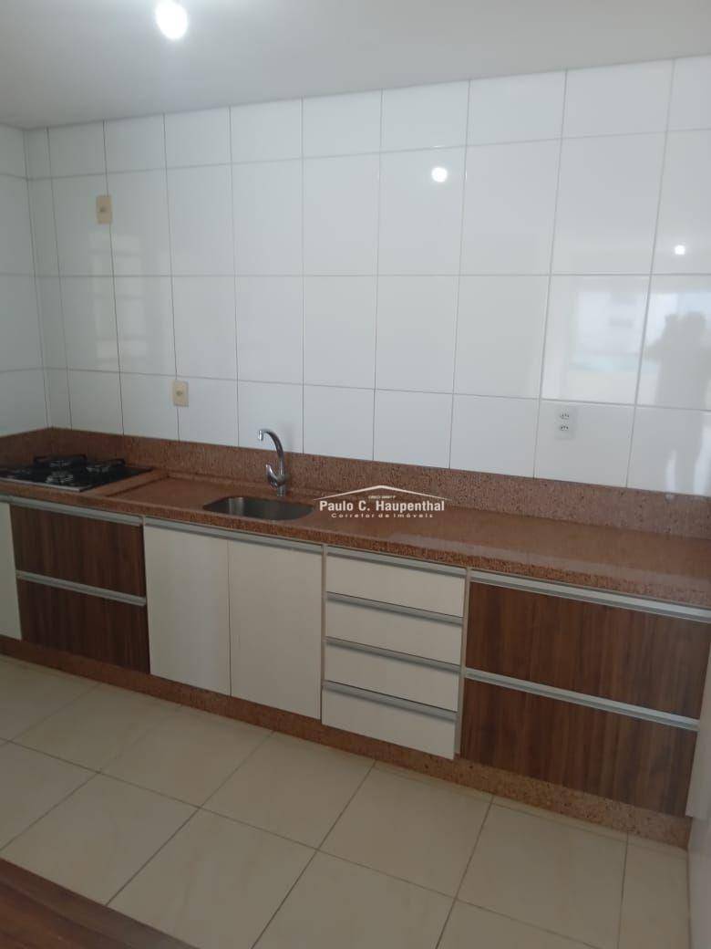 Apartamento à venda com 2 quartos, 100m² - Foto 17