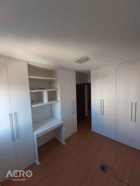 Apartamento à venda com 3 quartos, 100m² - Foto 12