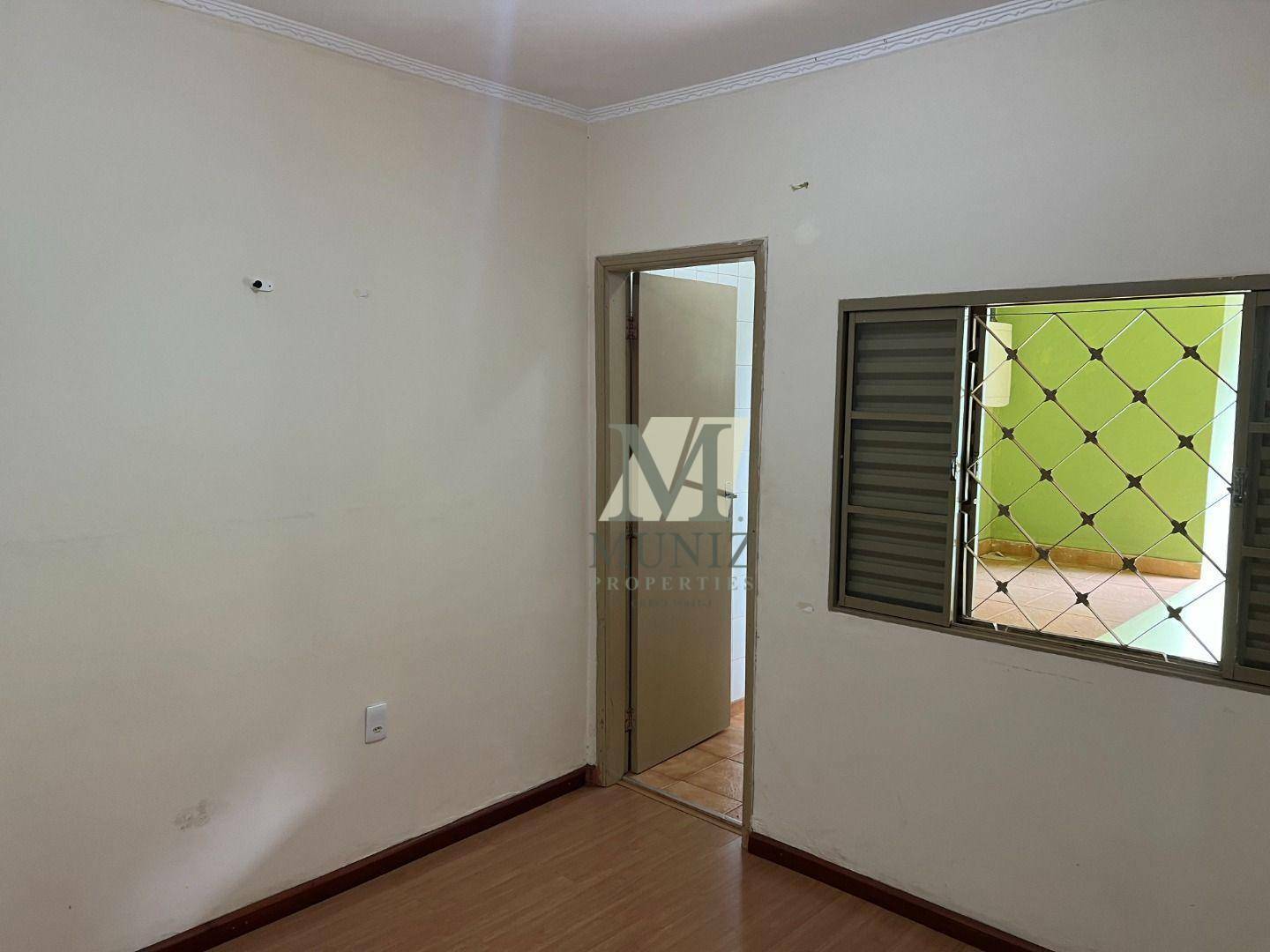 Casa à venda com 4 quartos, 199m² - Foto 26