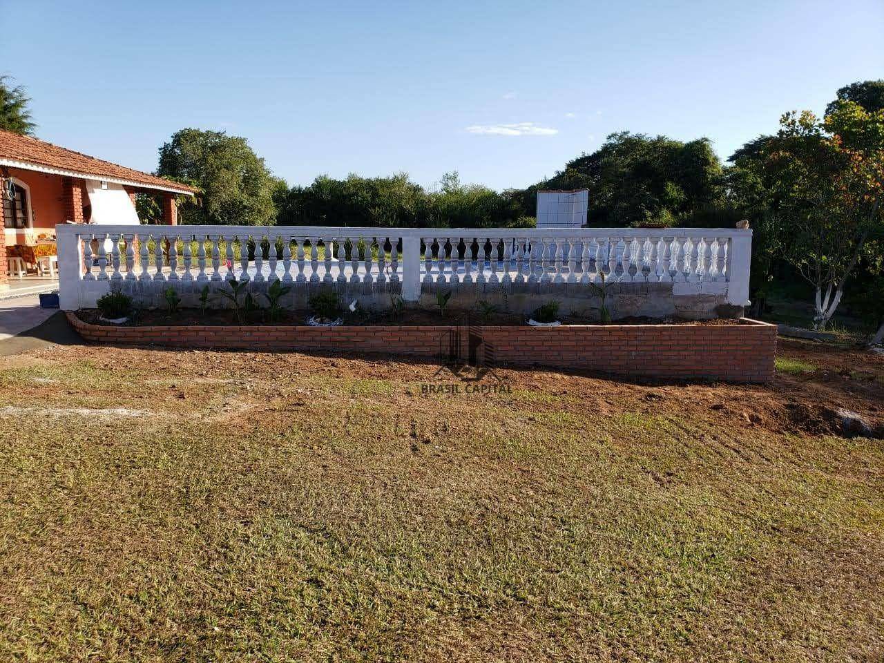 Chácara à venda com 3 quartos, 260m² - Foto 4